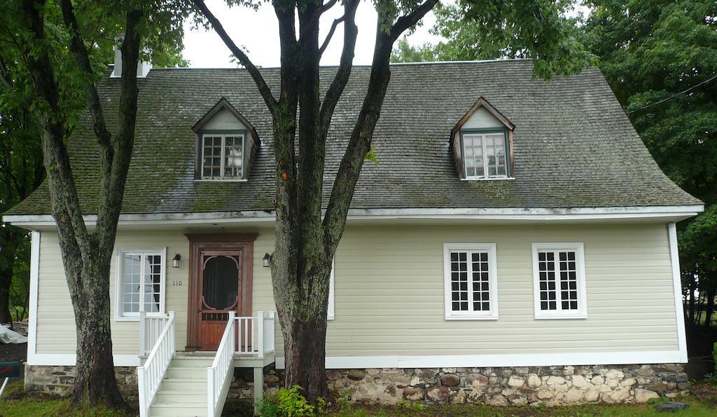 La Maison Ancestrale Guerard Saint-Laurent-de-l'ile d'Orleans Exterior photo